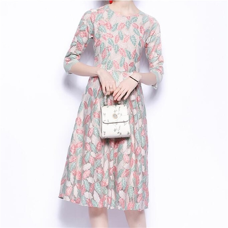 Summer Runway Long Dress Women's Short Sleeve Solid Floral Hollow out Embroidered Mid Calf Elegant 210603, Picture color
Summer Runway Long Dress Women's Short Sleeve Solid Floral Hollow out Embroidered Mid Calf Elegant 210603, Picture color