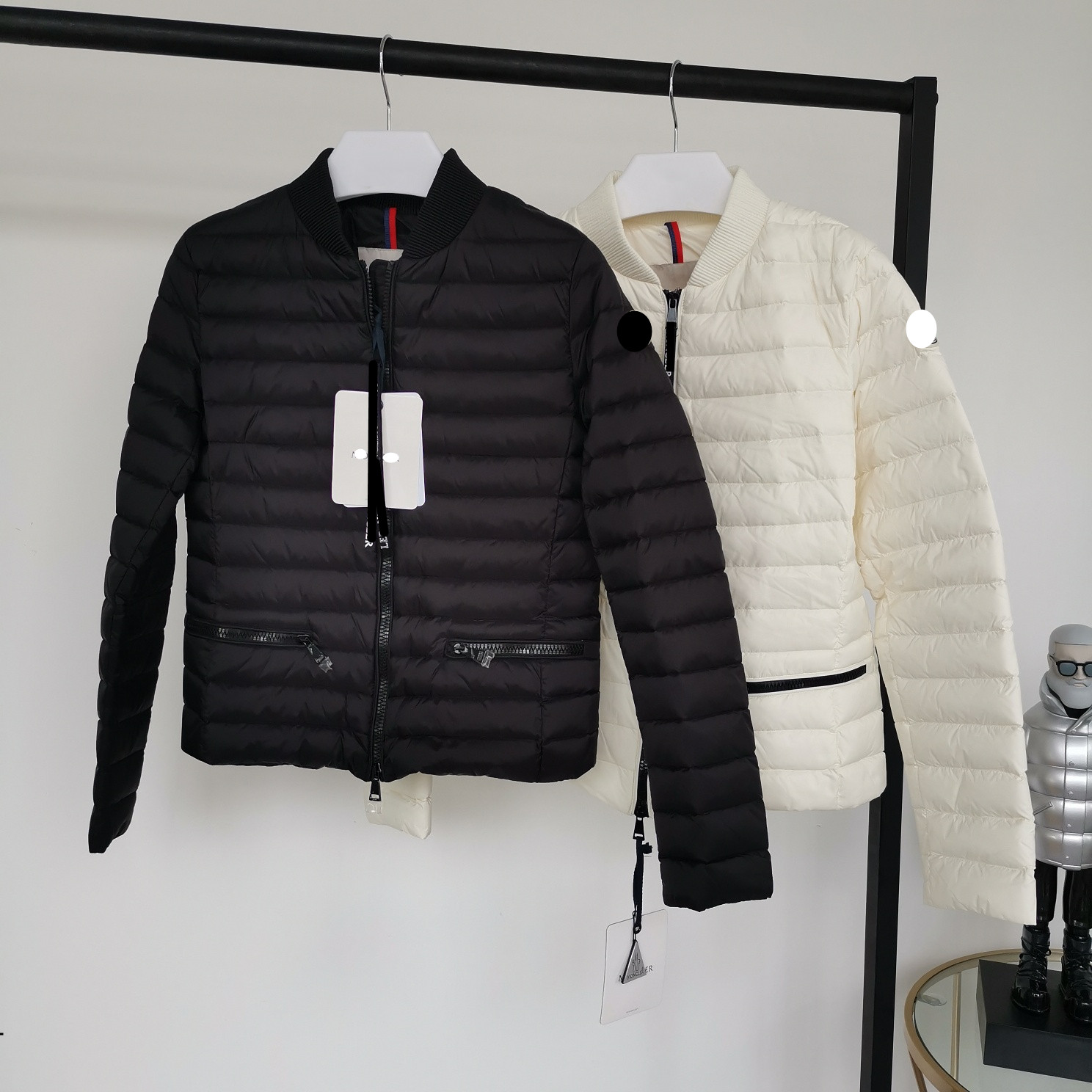 Luxury France Women's Down jackets designer brand maya Lightweight slim slimming stand-up collar knitted collar fashion jacket, Supplement (not shipped separately)
Luxury France Women's Down jackets designer brand maya Lightweight slim slimming stand-up collar knitted collar fashion jacket, Supplement (not shipped separately)