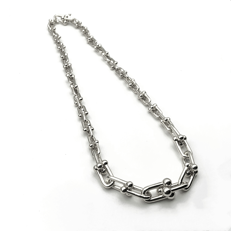 Necklaces 100% T925 Sterling Silver Necklace,classic Fashion High-quality U-shaped Hardwear Buckle Jewelry Holiday Gift,original 1:1
Necklaces 100% T925 Sterling Silver Necklace,classic Fashion High-quality U-shaped Hardwear Buckle Jewelry Holiday Gift,original 1:1