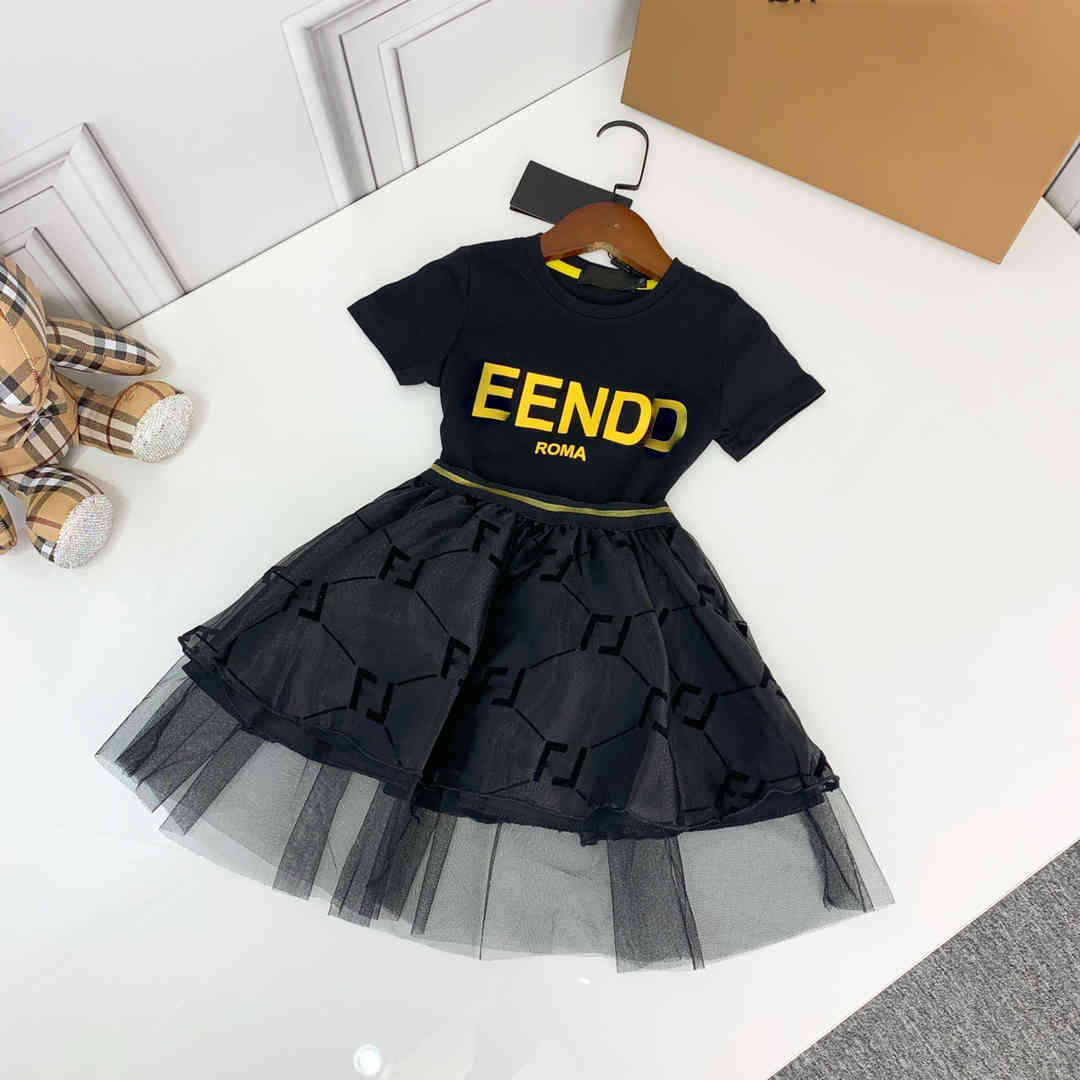 2021ss Baby Girl Dress fen and di Designers Clothes Kids cotton summer girls boutique clothing short sleeve dresses china direct black skirt, White
2021ss Baby Girl Dress fen and di Designers Clothes Kids cotton summer girls boutique clothing short sleeve dresses china direct black skirt, White