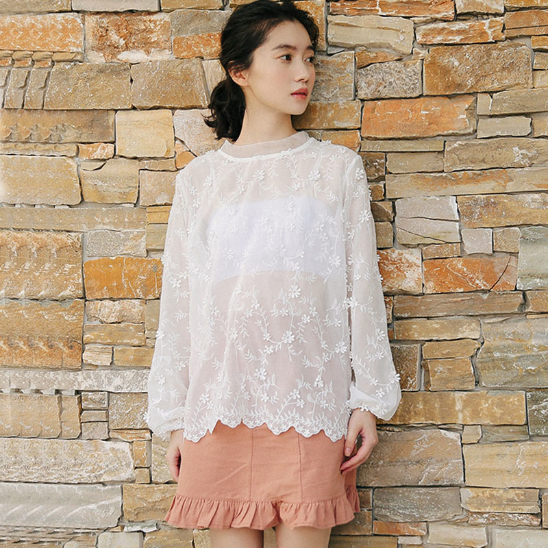 Korean Chic Lace Shirt Women See Through Solid Round Neck Bubble Sleeves Women's Blouse Embroidered Sunscreen Shirts 13463 210427