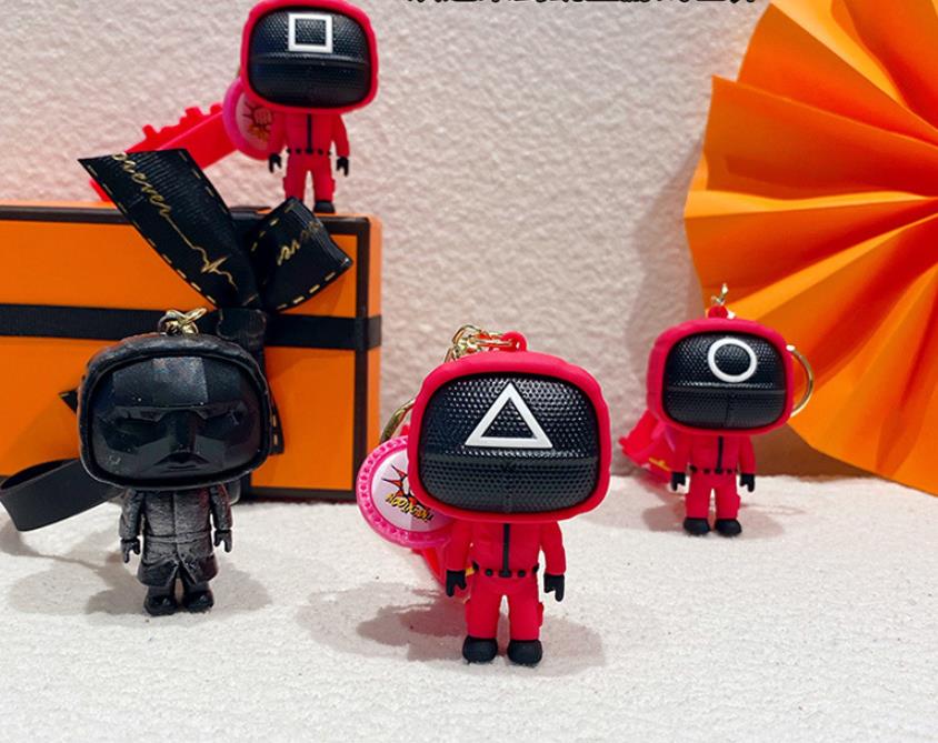 Key Rings Soldier Popular Series Are Still Missing Your Keychain 3d Mini Doll Figurine Keychain Car Backpack Pendant