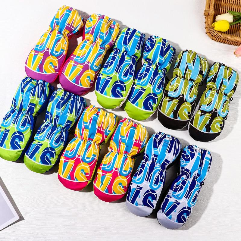 Five Fingers Gloves Winter Kids Ski Cute Cartoon Warm Mittens Non-slip Waterproof Windproof Outdoor Skiing For Children Boys Girls, Blue;gray
Five Fingers Gloves Winter Kids Ski Cute Cartoon Warm Mittens Non-slip Waterproof Windproof Outdoor Skiing For Children Boys Girls, Blue;gray