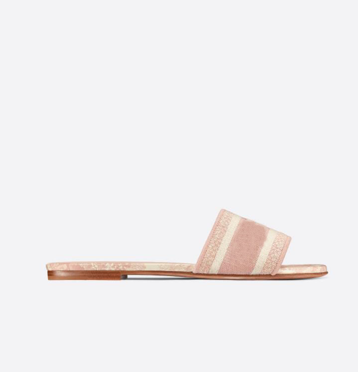 Famous Summer Dway Slide D-Stripes Embroidered Sandals Designer T-quality Flip Flop Women Casual Flats Lady Beach Slides Slippery, Black
Famous Summer Dway Slide D-Stripes Embroidered Sandals Designer T-quality Flip Flop Women Casual Flats Lady Beach Slides Slippery, Black