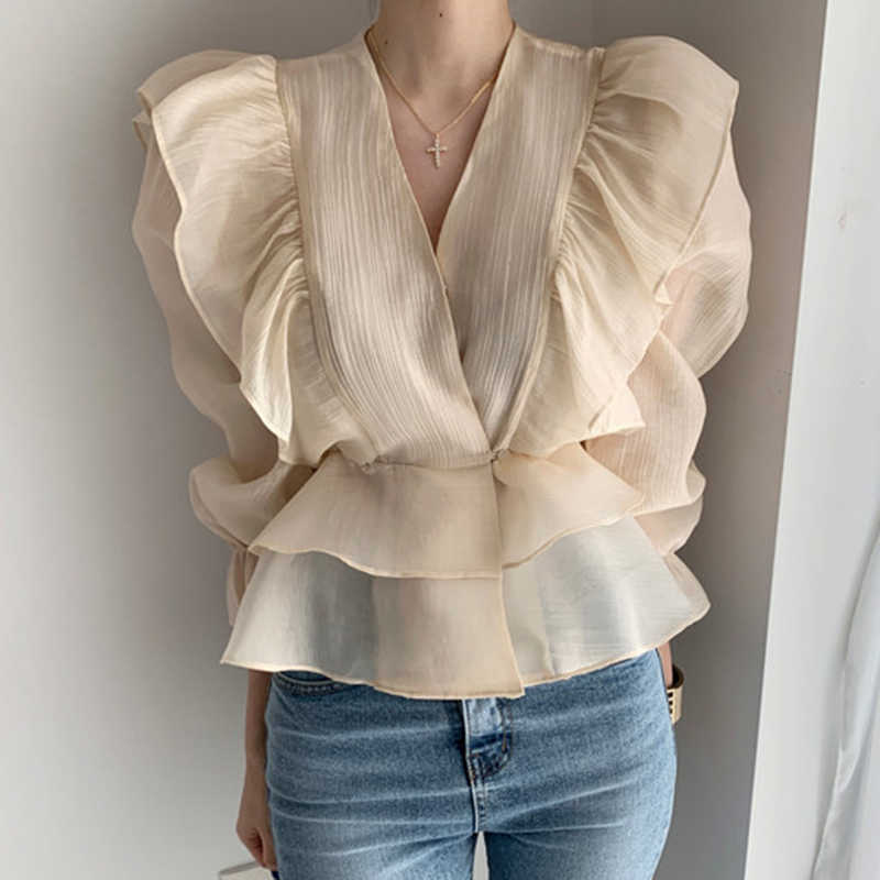 Women Sweet Blouse Spring Autumn Arrival Solid V-Neck Flare Sleeve Ruffles Slim Chic Wild Female Fashion Korean blouse 210601, Beige
Women Sweet Blouse Spring Autumn Arrival Solid V-Neck Flare Sleeve Ruffles Slim Chic Wild Female Fashion Korean blouse 210601, Beige