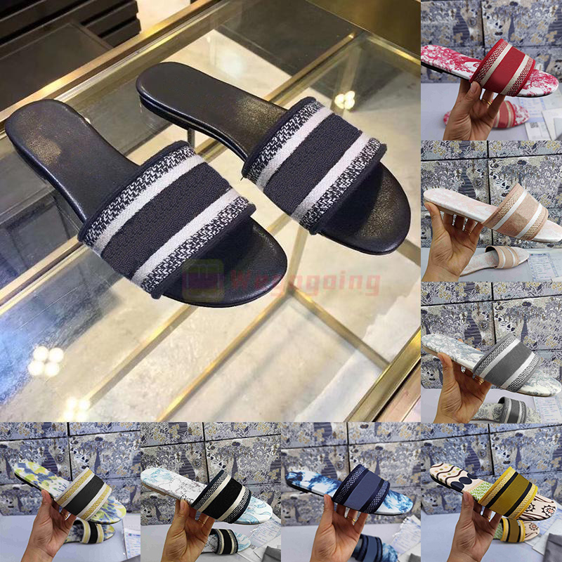 Dway Paris Womens Sandals Slippers Embroidery Designers Sandal Floral Brocade Flip Flops Slides Beach Flowers Luxury Rubber Sliders with box, More contact us
Dway Paris Womens Sandals Slippers Embroidery Designers Sandal Floral Brocade Flip Flops Slides Beach Flowers Luxury Rubber Sliders with box, More contact us