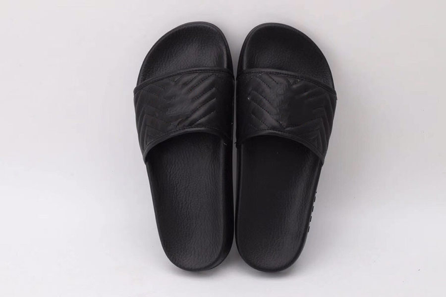 Fashion Favor luxury Designer Rubber Slides Slippers Sandal Women and Men Flip Flops striped Beach black slipper
Fashion Favor luxury Designer Rubber Slides Slippers Sandal Women and Men Flip Flops striped Beach black slipper