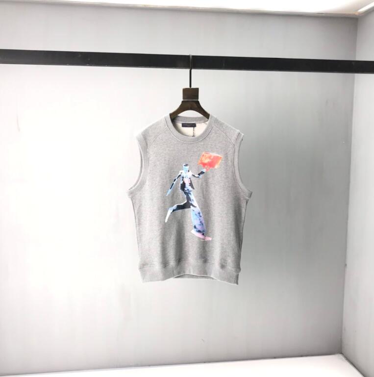 21SS European spring summer hot fashion design sense character printing men's and women's vests Paris men's designer luxury high-quality gray wild flower vest
21SS European spring summer hot fashion design sense character printing men's and women's vests Paris men's designer luxury high-quality gray wild flower vest