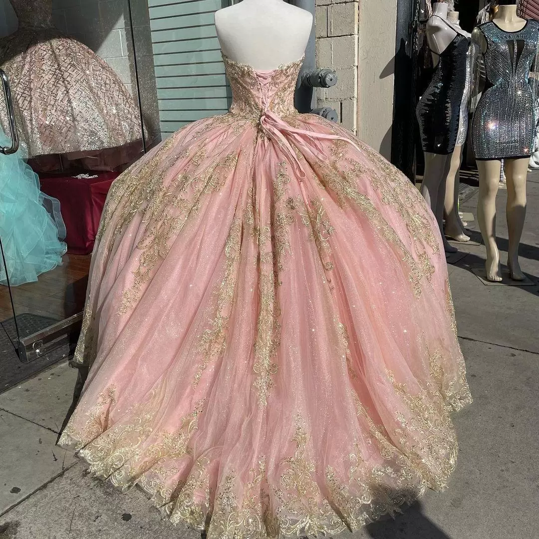 Dresses Pink Quinceanera Sweetheart Neckline Sparkly Gold Sequins Applique Beaded Tulle Prom Ball Gown Custom Made Sweet Birthday Party Formal Wear