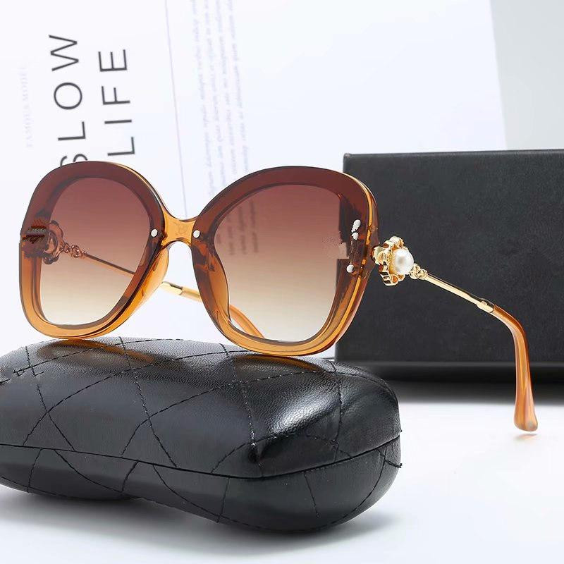 2021 lunettes new fashion sunglasses for men black brown clear lenses sports rimless buffalo horn glasses women gold wood with box
2021 lunettes new fashion sunglasses for men black brown clear lenses sports rimless buffalo horn glasses women gold wood with box