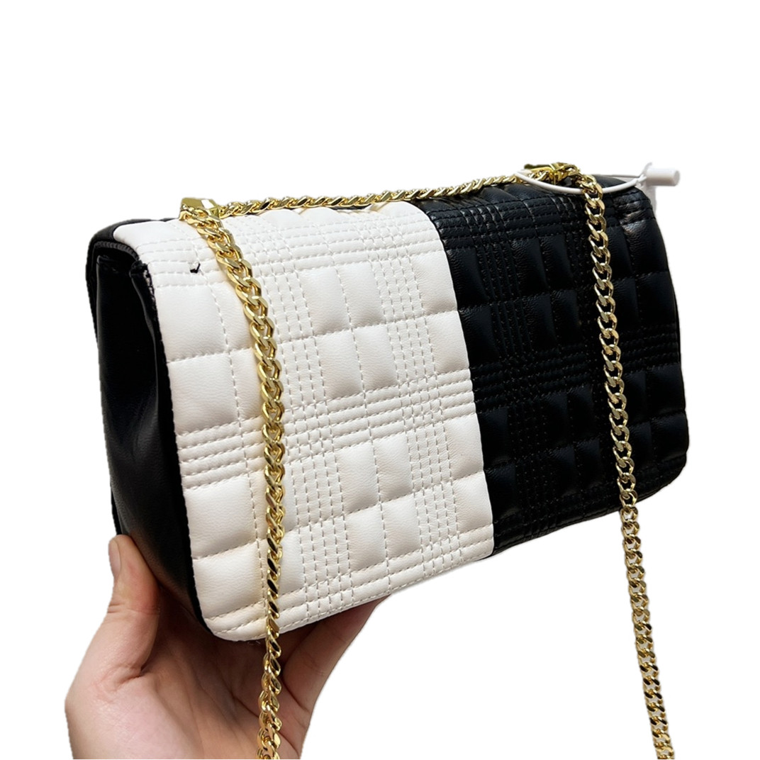Plaid Thread Crossbody Bags white and black patchwork Shoulder Handbags Fashion chains Two-tone messenger bag Purse Lattice Designer handbag
Plaid Thread Crossbody Bags white and black patchwork Shoulder Handbags Fashion chains Two-tone messenger bag Purse Lattice Designer handbag
