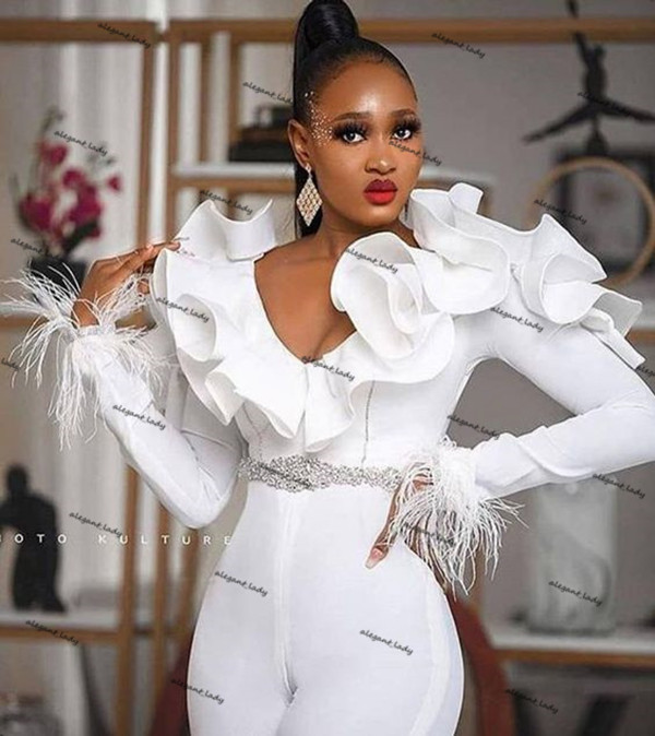 Plus Size Wedding Jumpsuit Dresses with Beaded Belt Ruffles Neck Long Sleeve African Nigerian Bridal Gowns with Pant Suit Robes