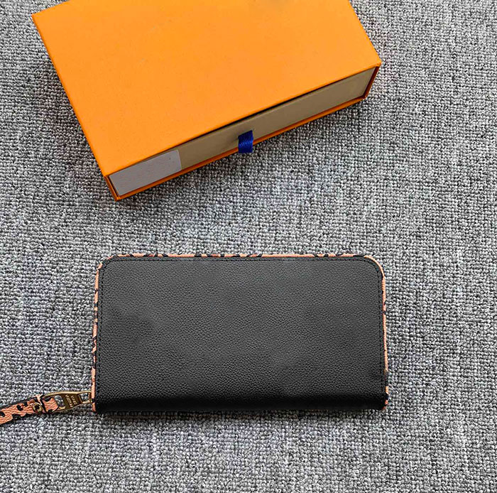 Top cowhide material zippy lock wallet brand designer multi-card coin purse men and women clutch purse handbag Card Holder, Red;black
Top cowhide material zippy lock wallet brand designer multi-card coin purse men and women clutch purse handbag Card Holder, Red;black