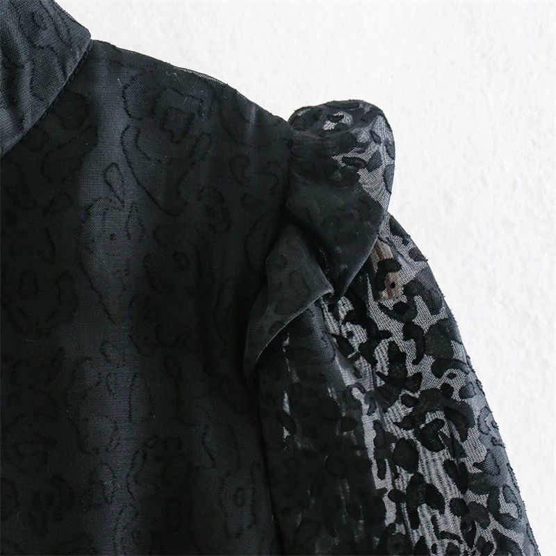 Vintage Loose Spliced Leopard Pattern Blouses Women Fashion Elegant Ladies Buttons Dot Mesh Sleeve Tops 210520