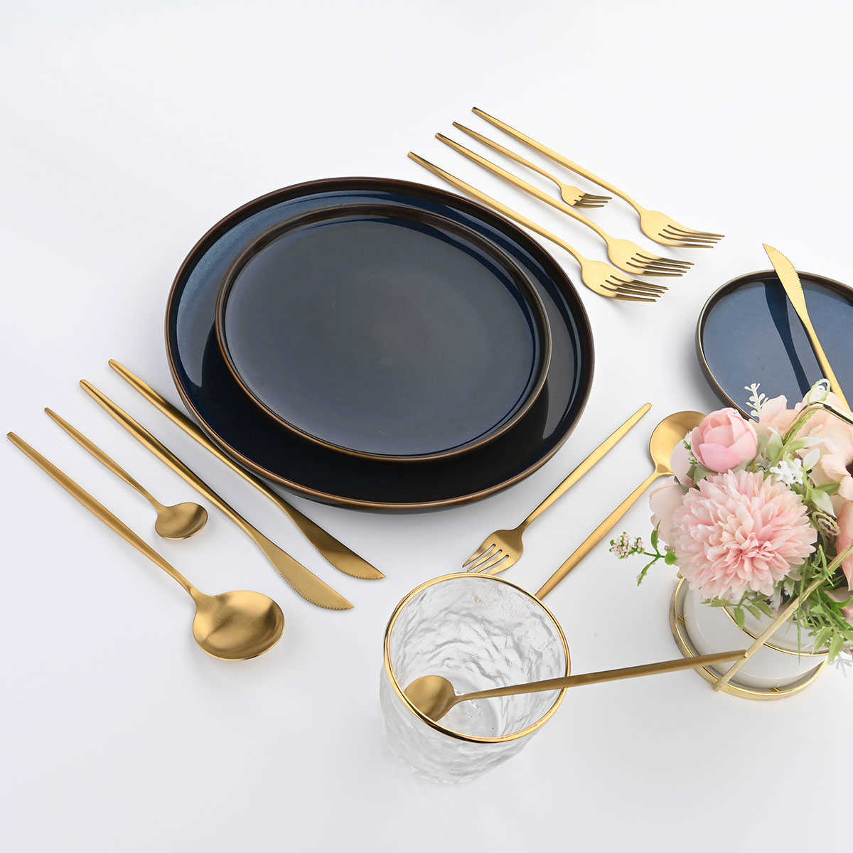 JANKNG 24Pcs Gold Matte Cutlery Set Stainless Steel Dinnerware Set Knife Fork Spoon SilverwareTableware Kitchen Flatware Set 211012
