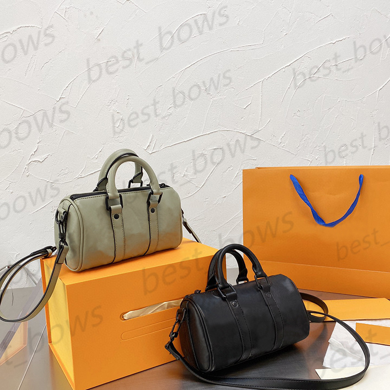 Luxurys designers high Quality Ladies 2021 Printed pillow bag handbag Women fashion mother Travel purse large capacity handbags shoulder bags shopping totes, No bags
Luxurys designers high Quality Ladies 2021 Printed pillow bag handbag Women fashion mother Travel purse large capacity handbags shoulder bags shopping totes, No bags