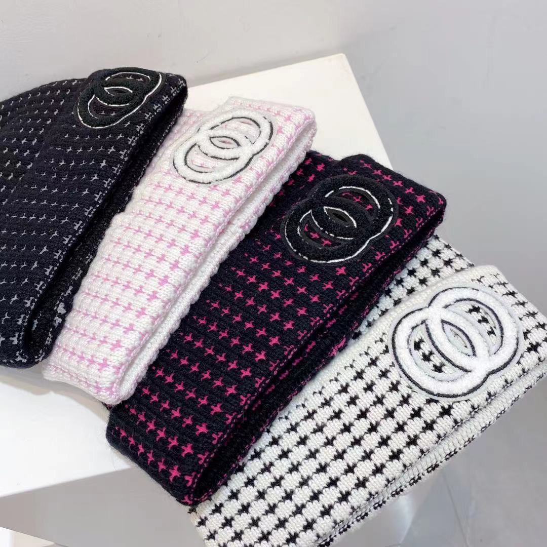 Top quality Winter Wool beanie men women leisure knitting beanies head cover cap outdoor lovers fashion knitted hats
Top quality Winter Wool beanie men women leisure knitting beanies head cover cap outdoor lovers fashion knitted hats
