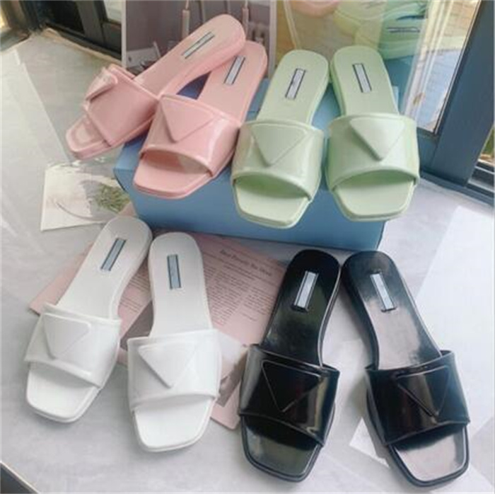 Classic Women Original Patent Leather Letter Square Toe Slippers Fashion Luxury Ladies Cat Heel Sandals Mules Non-slip Bathroom Outdoor Beach shoes, 001
Classic Women Original Patent Leather Letter Square Toe Slippers Fashion Luxury Ladies Cat Heel Sandals Mules Non-slip Bathroom Outdoor Beach shoes, 001