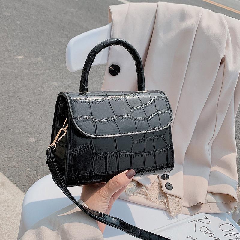 Evening Bags Stone Pattern Crossbody For Women 2021 Solid Color PU Leather Shoulder Handbags Elegant Cross Body Hand Bag Female, Red
Evening Bags Stone Pattern Crossbody For Women 2021 Solid Color PU Leather Shoulder Handbags Elegant Cross Body Hand Bag Female, Red