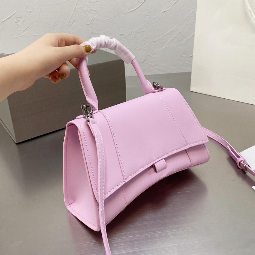 With box POCHETTE COUSSIN bags handbag French A designer women luxurys designers Classic pattern backpack purse 217
With box POCHETTE COUSSIN bags handbag French A designer women luxurys designers Classic pattern backpack purse 217