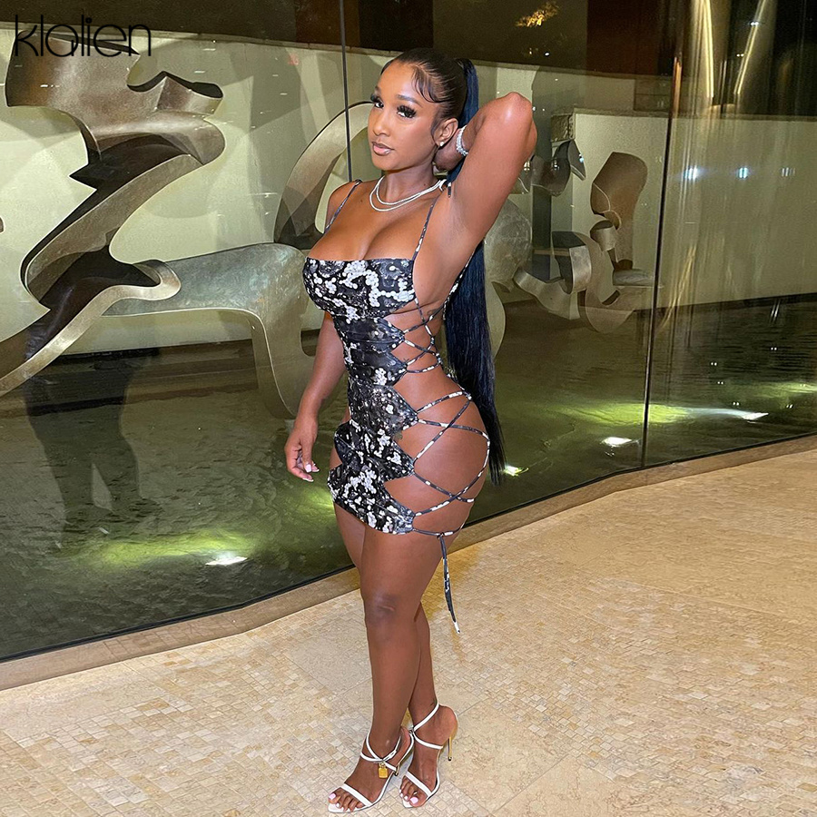 women hollow out bandage strap mini dress y2k casual beach street clubwear print skinny stretch summer new, Black;gray
women hollow out bandage strap mini dress y2k casual beach street clubwear print skinny stretch summer new, Black;gray