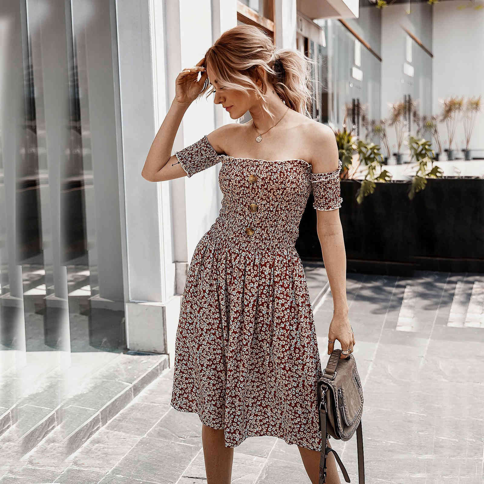 Bohe women long dress off shoulder floral printed A-line pleated for female Fashion beach holidays es 210524, Brown
Bohe women long dress off shoulder floral printed A-line pleated for female Fashion beach holidays es 210524, Brown