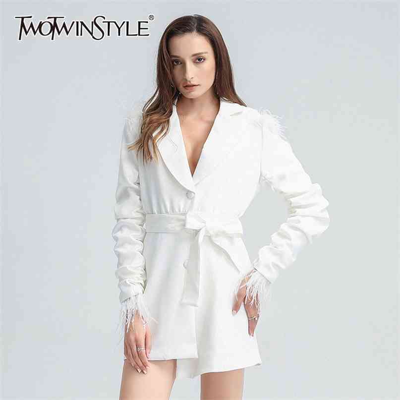 Patchwork Feather Black Dress For Women Notched Long Sleeve High Waist Lace Up Casual Dresses Female Fall 210520, White
Patchwork Feather Black Dress For Women Notched Long Sleeve High Waist Lace Up Casual Dresses Female Fall 210520, White