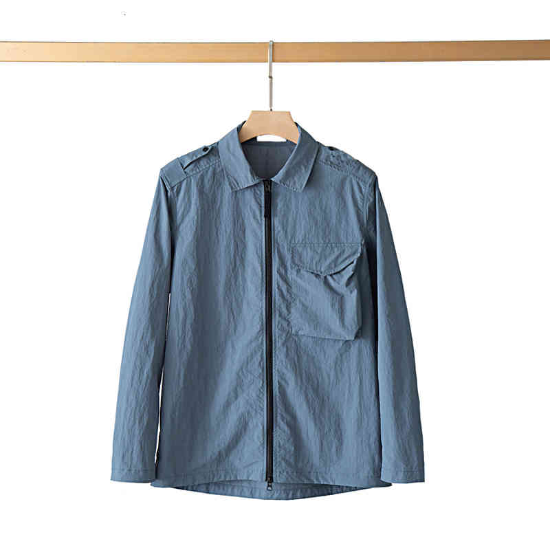 Men's Jackets designer men jacket Classic retro jackets shirt mens Inverted triangle design comfortable letter High-density Shoulder badge nylon 06PR, Blue
Men's Jackets designer men jacket Classic retro jackets shirt mens Inverted triangle design comfortable letter High-density Shoulder badge nylon 06PR, Blue