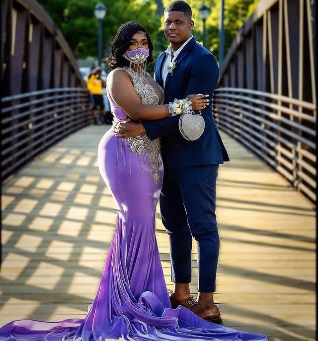 2021 Plus Size Arabic Aso Ebi Luxurious Mermaid Sexy Prom Dresses Beaded Crystals Sheer Neck Evening Formal Party Second Reception Gowns Dress ZJ232