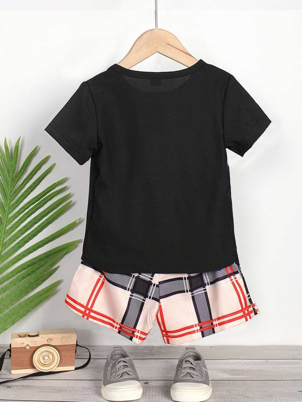 Toddler Boys Letter Graphic Tee & Plaid Print Shorts SHE