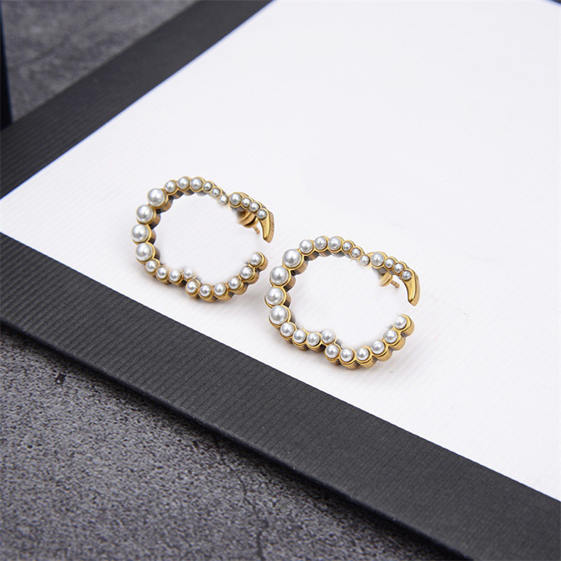 Retro Pearl Charm Earrings Double Letters Studs Women Alphabet Designer Eardrop For Birthday Party
Retro Pearl Charm Earrings Double Letters Studs Women Alphabet Designer Eardrop For Birthday Party