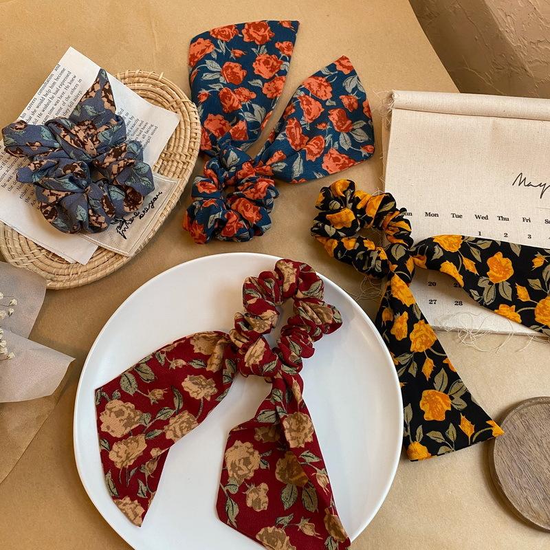 Hair Accessories Sweet Elegant Floral Print Bow Satin Long Ribbon Ponytail Tie Rope Hairbands Ring Fashion
Hair Accessories Sweet Elegant Floral Print Bow Satin Long Ribbon Ponytail Tie Rope Hairbands Ring Fashion