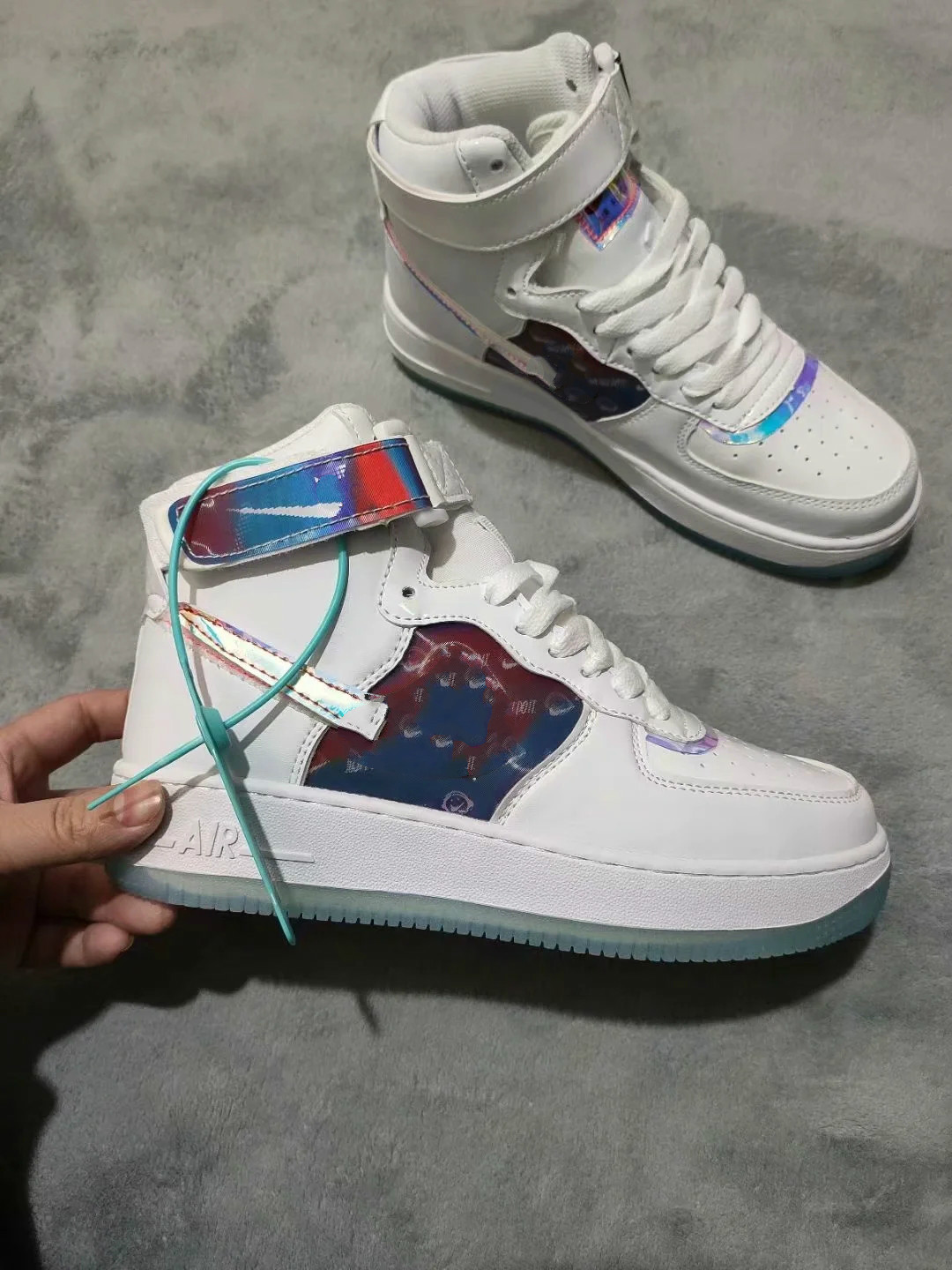 Brand Athletic & Outdoor 2021 Vintage Chaussures Trainers High Top Shoes Luxurys Designers Platform grils casual shoe boys triple white fashion, Black 
Brand Athletic & Outdoor 2021 Vintage Chaussures Trainers High Top Shoes Luxurys Designers Platform grils casual shoe boys triple white fashion, Black