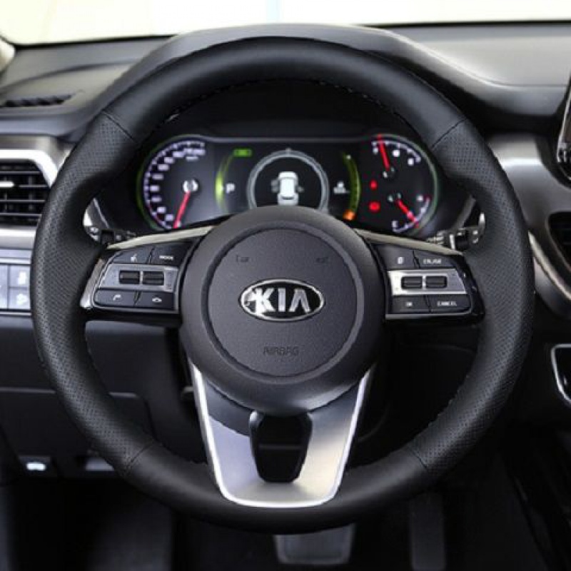 For Kia K4 K4 KX7 K2 fcrte K5 kx1 k3 sportage R custom carbon fiber leather suede leather hand-sewn car steering wheel cover
For Kia K4 K4 KX7 K2 fcrte K5 kx1 k3 sportage R custom carbon fiber leather suede leather hand-sewn car steering wheel cover