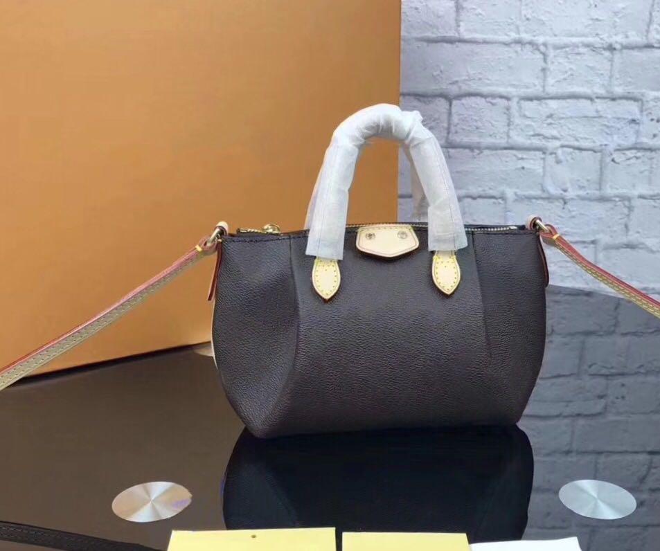 Wholesale new ladies mini dumpling bag fashion leather shoulder messenger small square bag wild storage change bag multi-function handbag, Brown
Wholesale new ladies mini dumpling bag fashion leather shoulder messenger small square bag wild storage change bag multi-function handbag, Brown