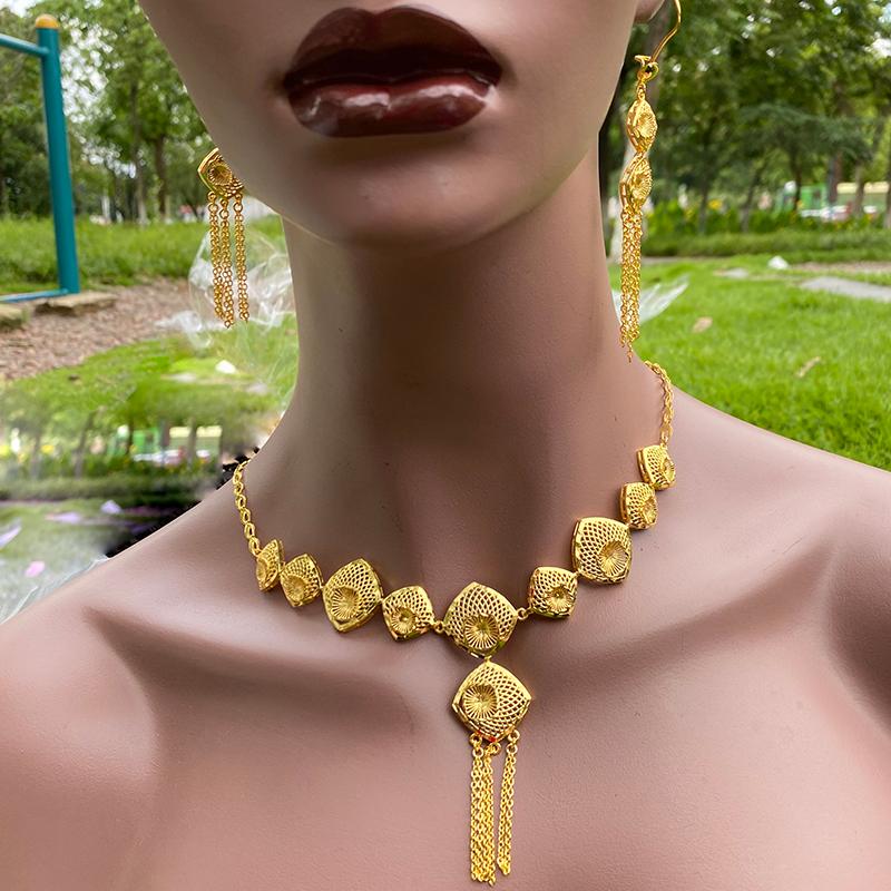Earrings & Necklace 2021 Arabic Dubai Jewelry Set For Women Ethiopian African Sets Gold Color Bridal Gift, Silver
Earrings & Necklace 2021 Arabic Dubai Jewelry Set For Women Ethiopian African Sets Gold Color Bridal Gift, Silver