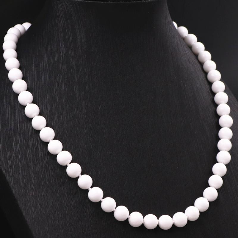 Trendy White Short Chain Choker Necklace For Women Round Beads Baking Paint Glass Lacquer Strand Necklaces Jewelry 18inch A557 Chokers
Trendy White Short Chain Choker Necklace For Women Round Beads Baking Paint Glass Lacquer Strand Necklaces Jewelry 18inch A557 Chokers