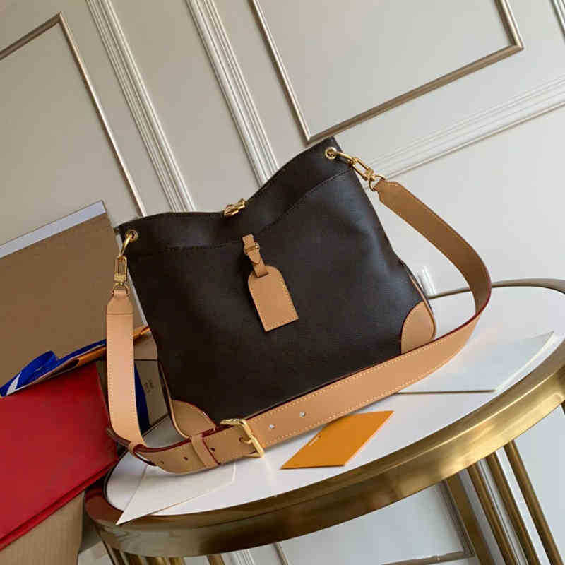 Vintage Print Women Odeon Totes Shoulder Crossbody Bags Designer Handbags With Strap 3A Hight Quality Fashion Messenger Bag HOBO Shopping
Vintage Print Women Odeon Totes Shoulder Crossbody Bags Designer Handbags With Strap 3A Hight Quality Fashion Messenger Bag HOBO Shopping