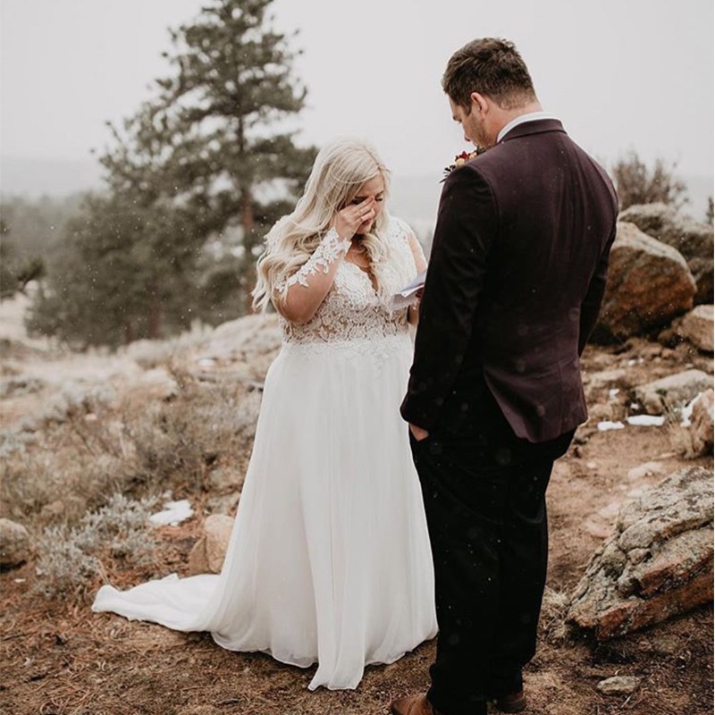 Plus size Wedding Dresses V Neck Long Sleeves Lace Appliques Beach Wedding Gowns vestido de noiva