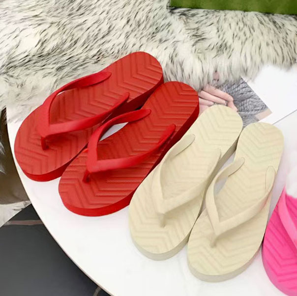 2021 fashion flower women's Slippers splint buckle women leather mule Princeton comfortable slipper lazy dress hoe 35-42, White
2021 fashion flower women's Slippers splint buckle women leather mule Princeton comfortable slipper lazy dress hoe 35-42, White