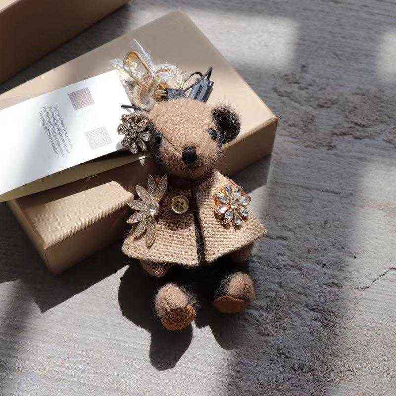 Kawaii Bag Charm Chain Vintage Cartoon Bear Toy Doll Car Ornaments for Best Friend Gift Keyring Women Accessories 2020 H1126