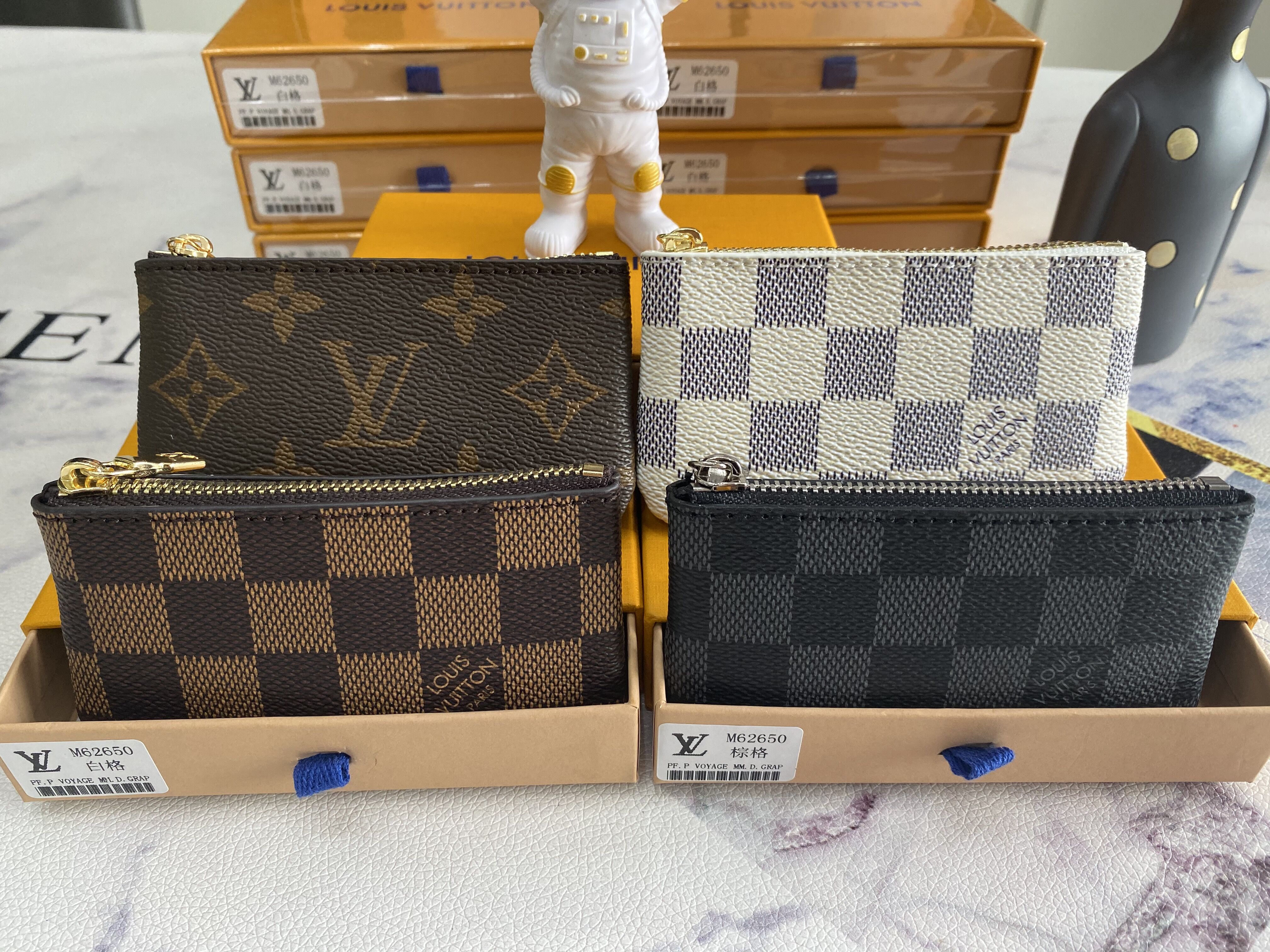 Designers bag PU Men's Women's Key Case Zip Wallet Coin Leather Wallets Wallet LVLOUISVITTON VUTTON purse With Box
Designers bag PU Men's Women's Key Case Zip Wallet Coin Leather Wallets Wallet LVLOUISVITTON VUTTON purse With Box