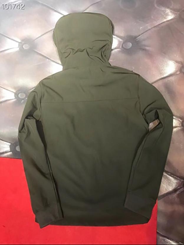 Spring and Summer Thin Jacket Fashion Brand Coat Outdoor Sun Proof Windbreaker Clothing Waterproof