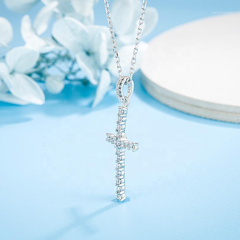 Chains Hip Hop Women Cuban Link CZ Cubic Zircon Diamond Cross Necklace, Choker Jewelry Iced Out Necklace
Chains Hip Hop Women Cuban Link CZ Cubic Zircon Diamond Cross Necklace, Choker Jewelry Iced Out Necklace