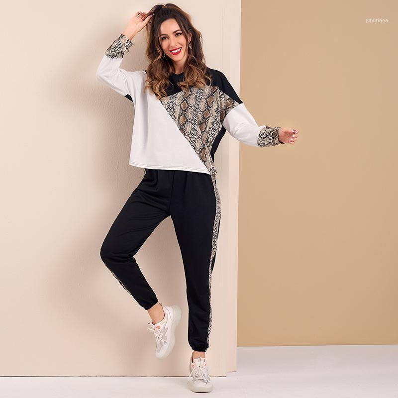 MAI&FUN Womens Tracksuit Casual Colorblock Snakeskin Print Sweatshirt Sweatpants Suit Sport Set Spring Summer Women's Tracksuits, Gray
MAI&FUN Womens Tracksuit Casual Colorblock Snakeskin Print Sweatshirt Sweatpants Suit Sport Set Spring Summer Women's Tracksuits, Gray