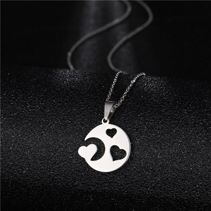 Pendant Necklaces Yungqi Stainless Steel Heart In The Moon For Women Bohemia Chain Choker Necklace Jewelry Bijoux Collares
Pendant Necklaces Yungqi Stainless Steel Heart In The Moon For Women Bohemia Chain Choker Necklace Jewelry Bijoux Collares