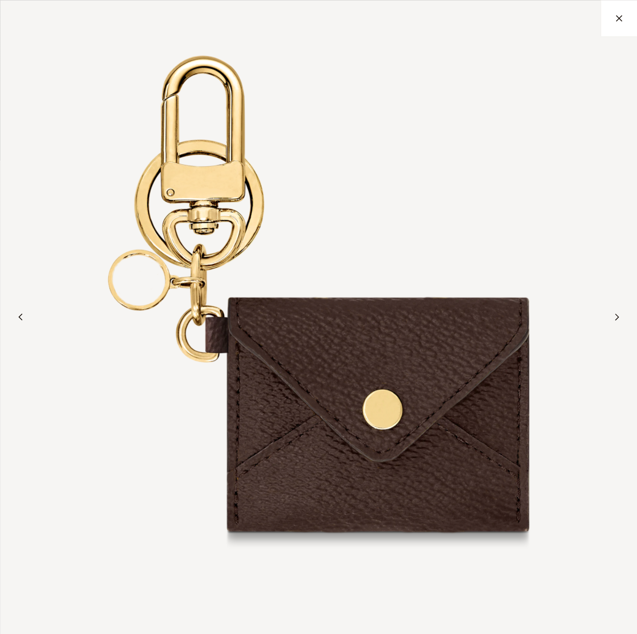 2021 New Luxury Designer Keychain High-End Old Flower PU Leather Pink Brown Envelope Keyring Fashion Bag Car Decoration Pendant Keychains, Silver
2021 New Luxury Designer Keychain High-End Old Flower PU Leather Pink Brown Envelope Keyring Fashion Bag Car Decoration Pendant Keychains, Silver