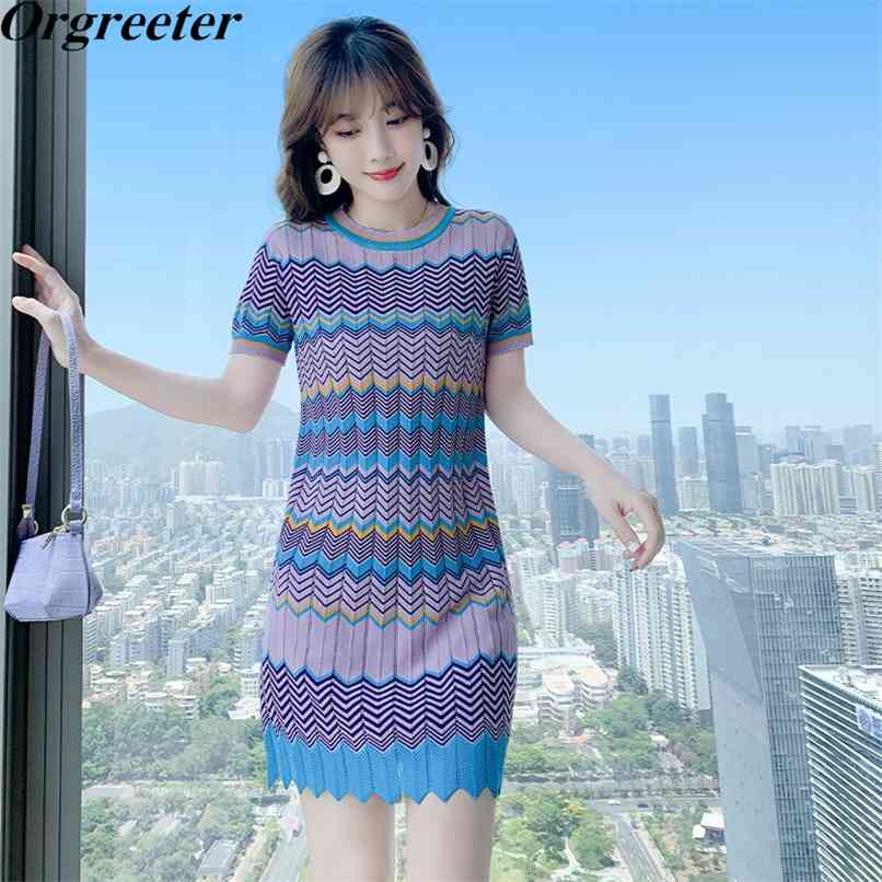 Boho Sweater Dress Fashion Streetwear Light Purple Knit Summer O-neck Short Sretch Slim Wave Striped Pullover 210602, Picture color
Boho Sweater Dress Fashion Streetwear Light Purple Knit Summer O-neck Short Sretch Slim Wave Striped Pullover 210602, Picture color