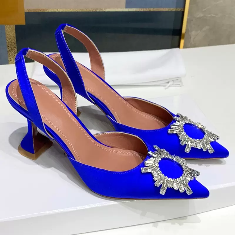 AMINA MUADDI Woman Red Bottoms High Heels Designer Amina Crystal shoe With original box Brand Sexy Pointed Toe Reds Sole 8cm 10cm Pumps qNv
AMINA MUADDI Woman Red Bottoms High Heels Designer Amina Crystal shoe With original box Brand Sexy Pointed Toe Reds Sole 8cm 10cm Pumps qNv