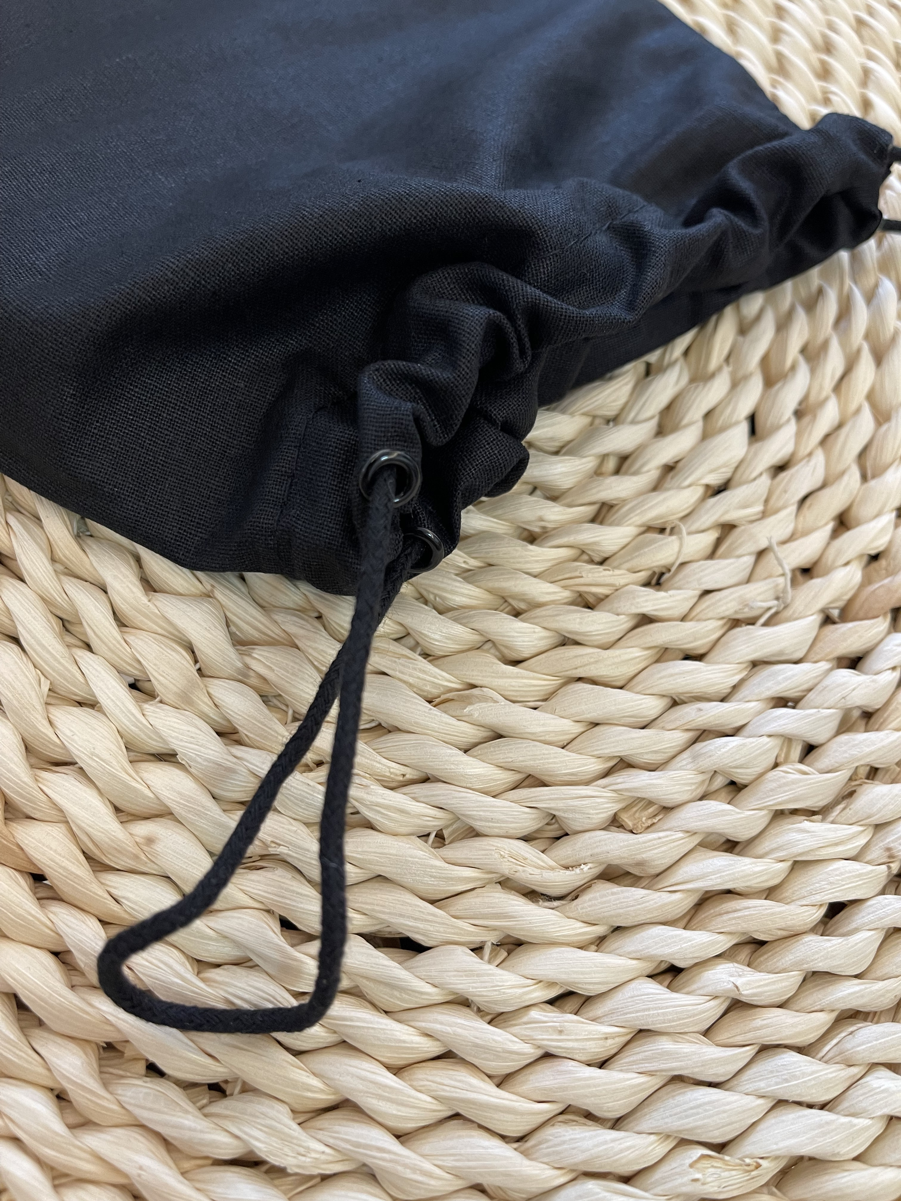 Black cloth dust bag fashion packing bag 24x18cm package string bag for jewelry accessories socks sundries case white printed storage case - view 3